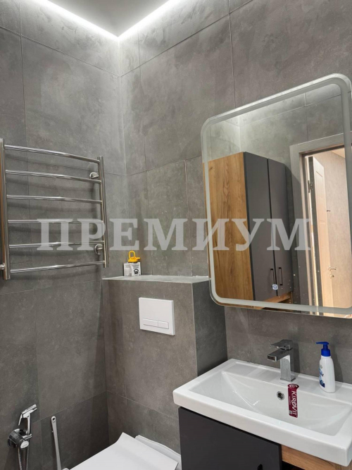 Продажа 2-комн квартиры улица Анетты Басс, 4к2