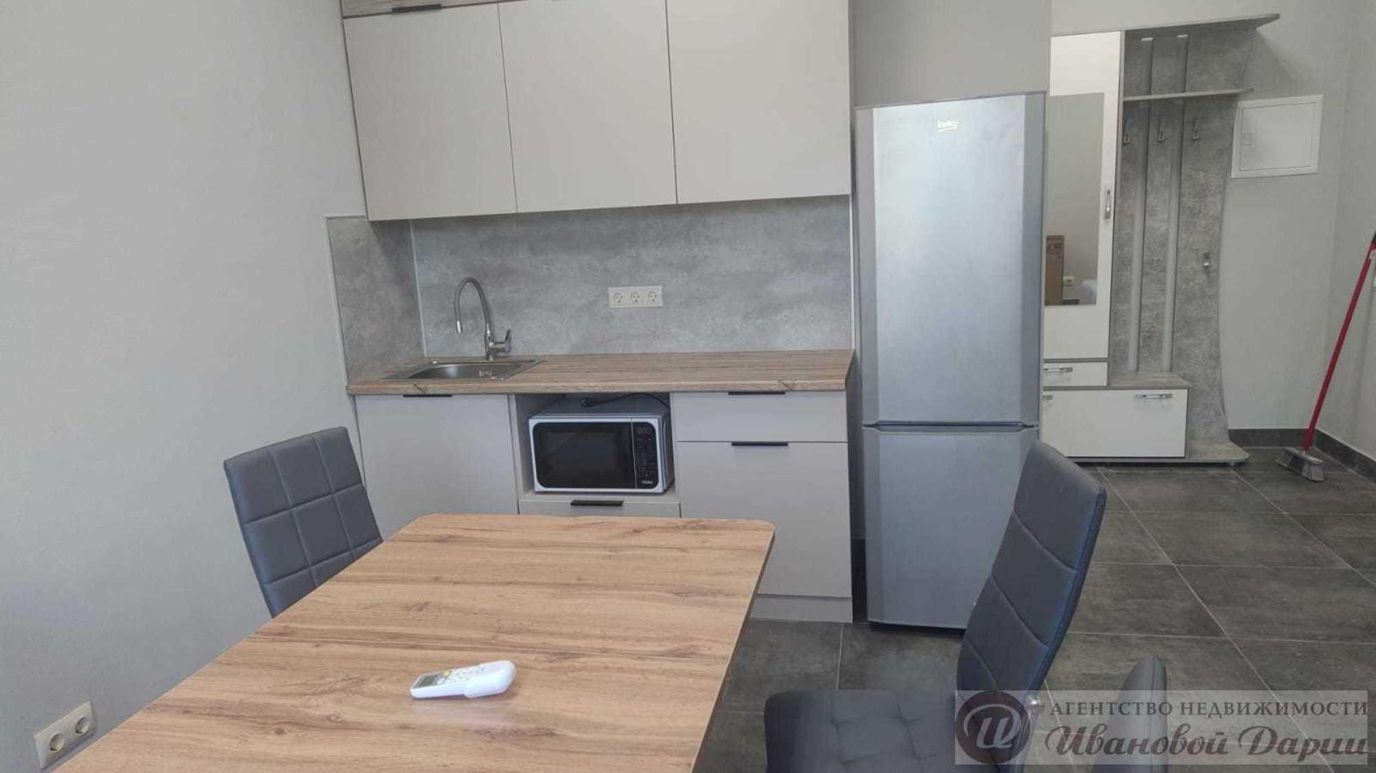 Сдать студию за 23 000 рублей на Южный проезд, 447