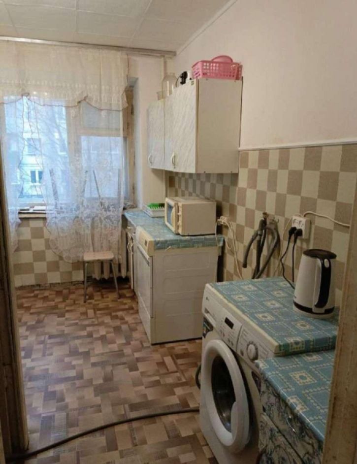 Комната Безымянный 2-й переулок, 4а