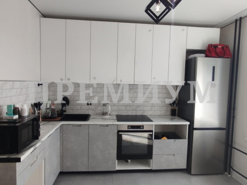 Продажа 2-комн квартиры улица Веры Ершовой, 20к2