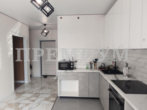 Продажа 2-комн квартиры улица Веры Ершовой, 20к2