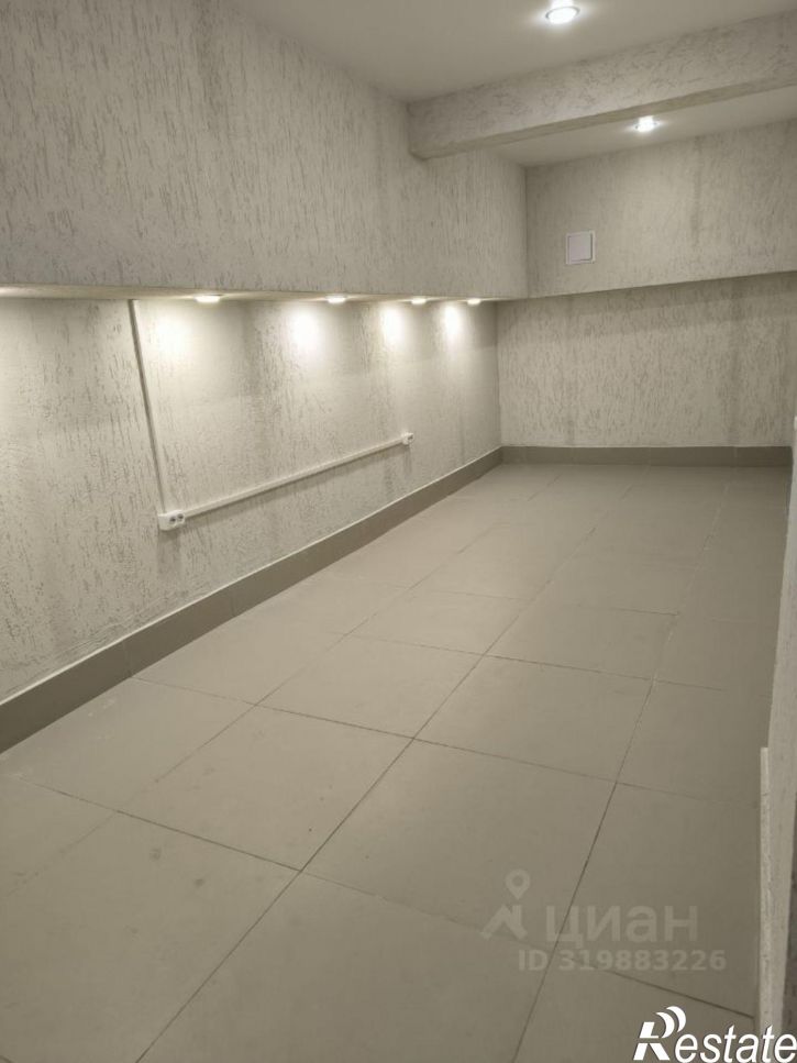 Помещение свободного назначения Волжский пр-кт, 39,  д. 39