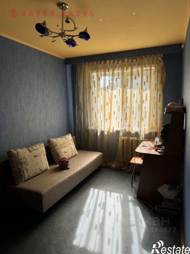 2-комн квартира улица Советской Армии, 142,  д. 142