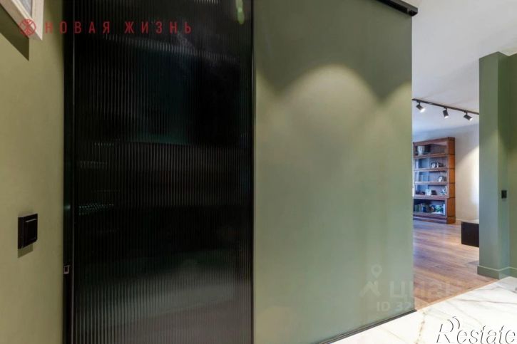 4-комн квартира Молодогвардейская улица, 153,  д. 153