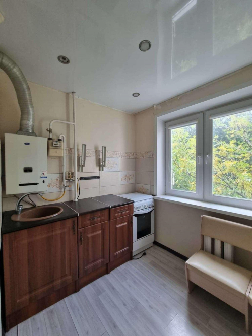 Продажа 2-комн квартиры 14-й квартал, 4