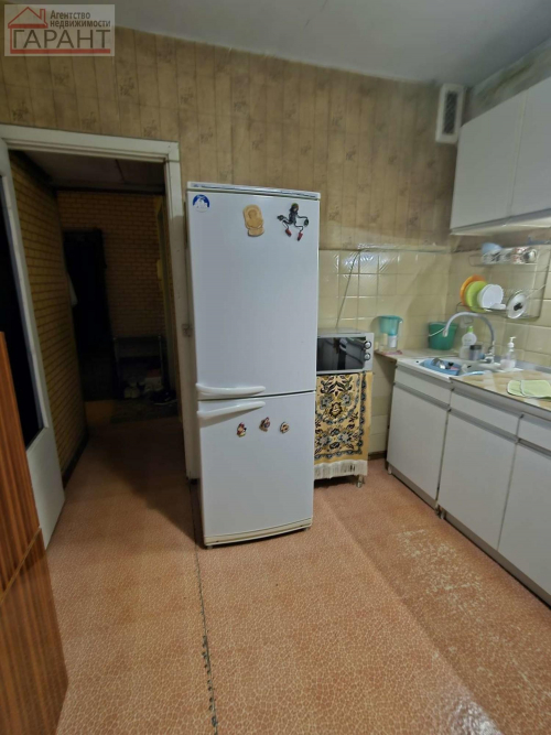 Продажа 3-комн квартиры 16-й квартал, 21
