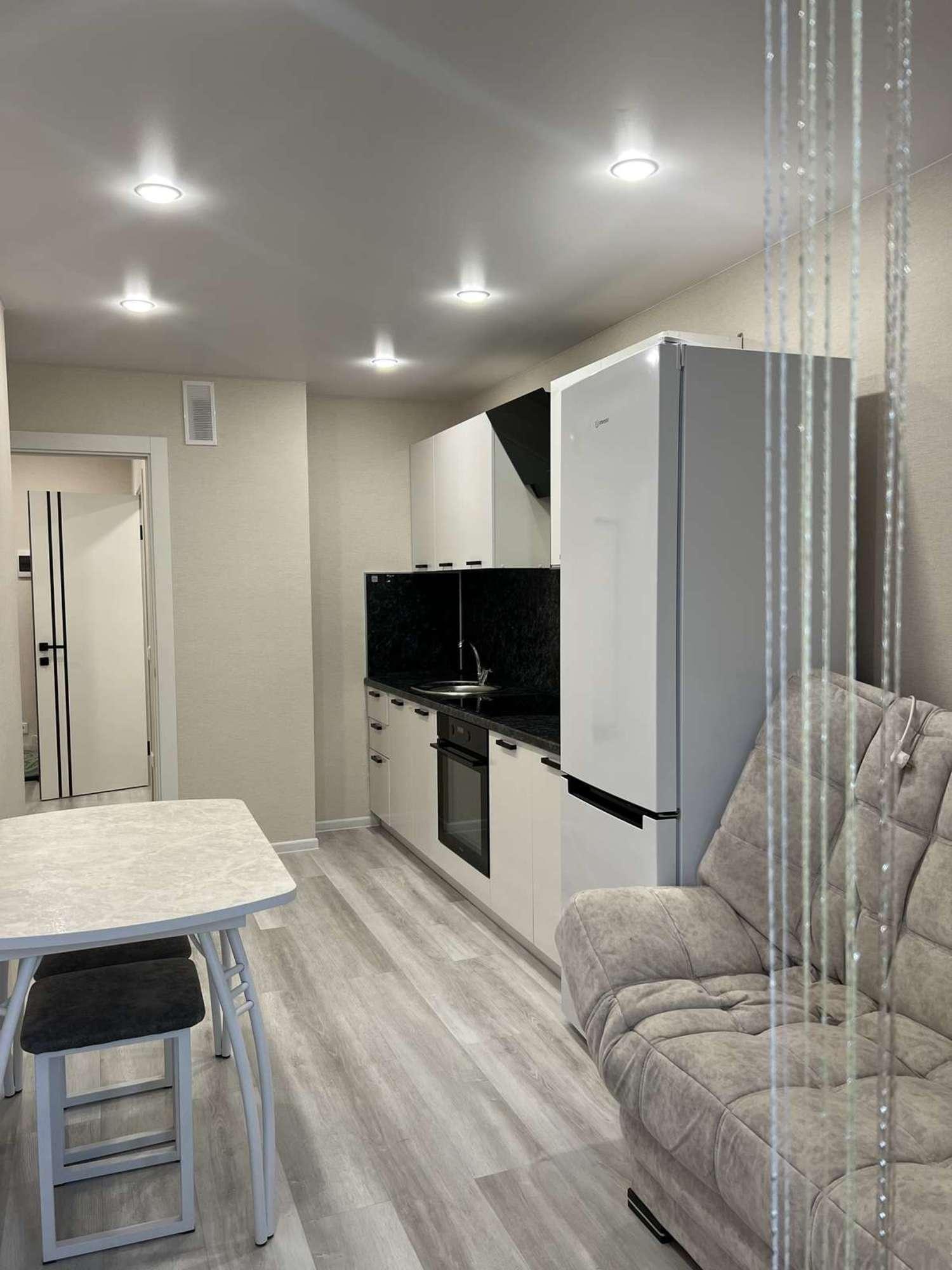 Сдать квартиру за 35 000 рублей на Карла Маркса проспект, 171