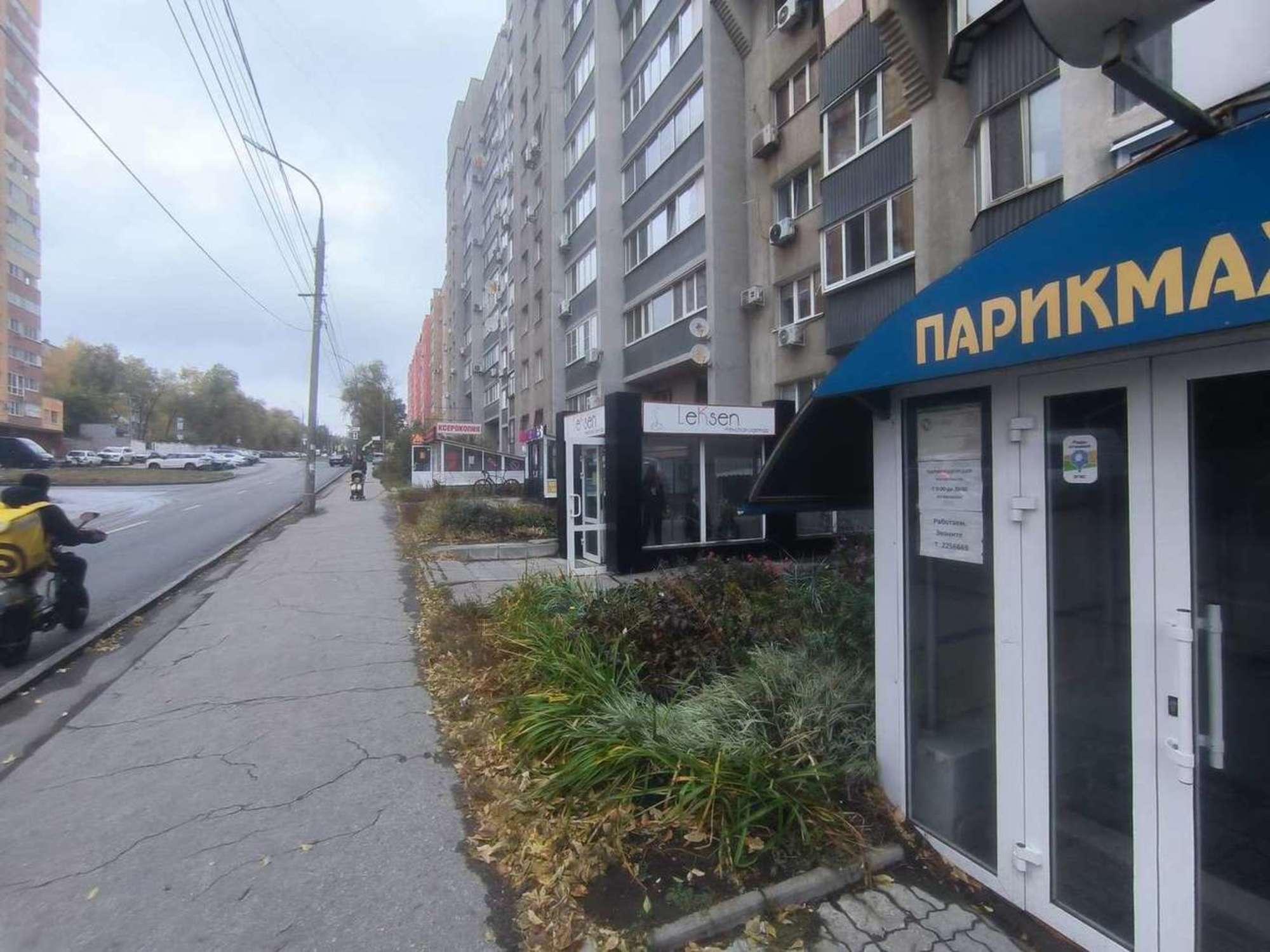 Сдать торговое помещение за 30 000 рублей на Дыбенко улица, 120а