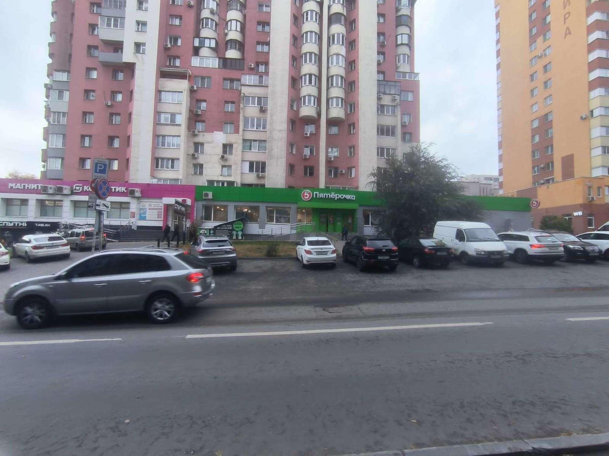 Сдать торговое помещение за 30 000 рублей на Дыбенко улица, 120а