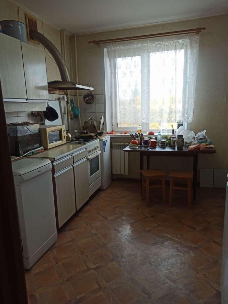 3-комн квартира Крайняя улица, 11