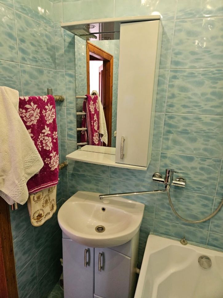 3-комн квартира 4-й квартал, 10