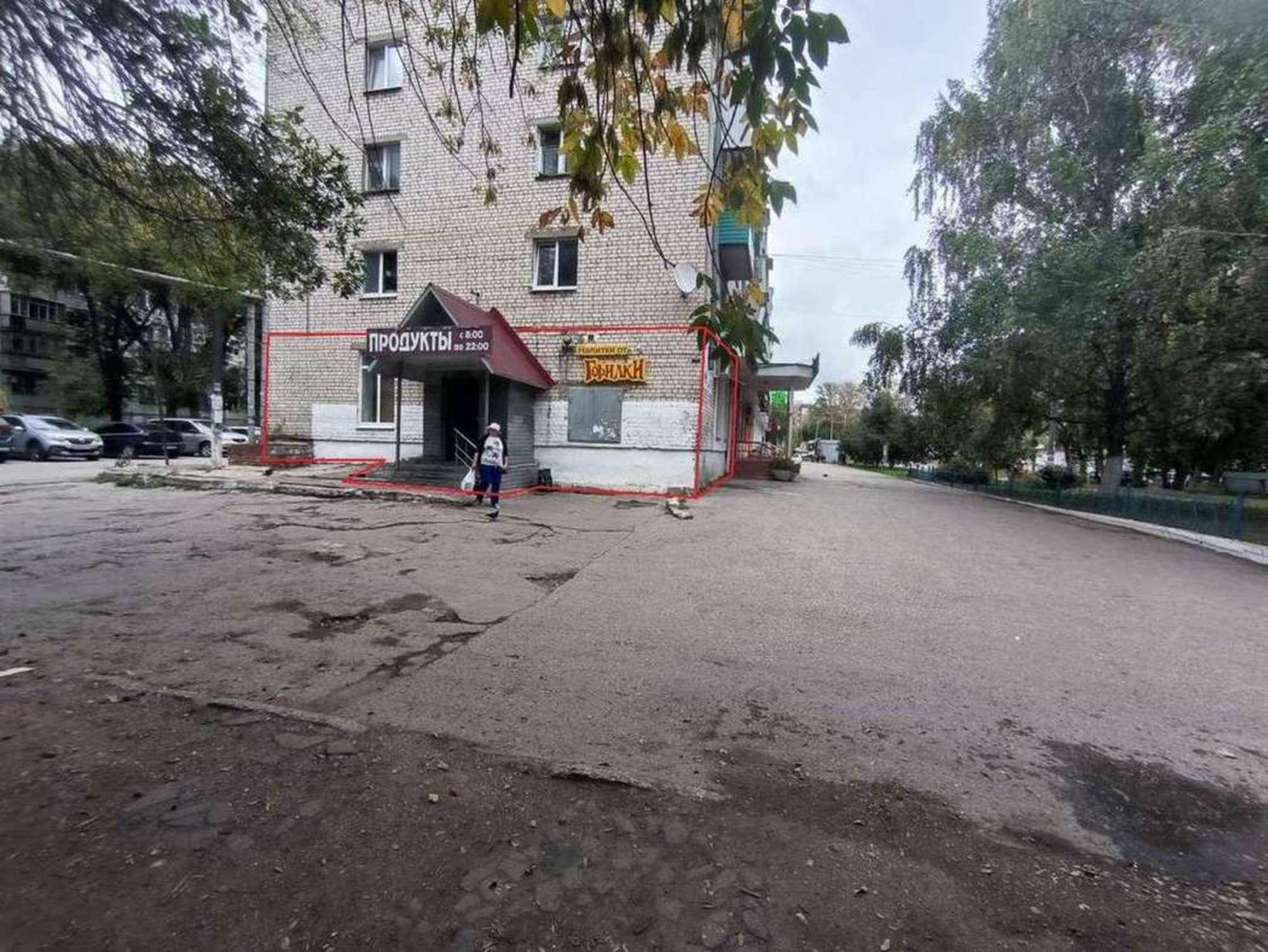 Сдать торговое помещение за 61 800 рублей на 12-й квартал, 5