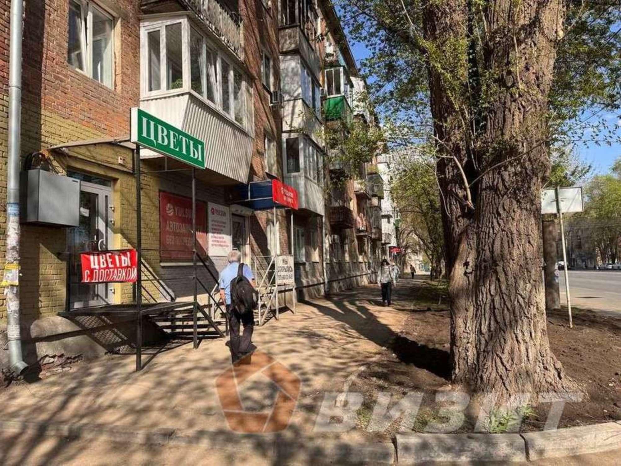 Купить торговое помещение за 4 200 000 рублей на Гагарина улица, 124