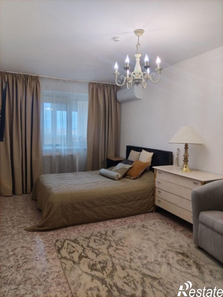 2-комн квартира ул Парниковая, 1,  д. 1