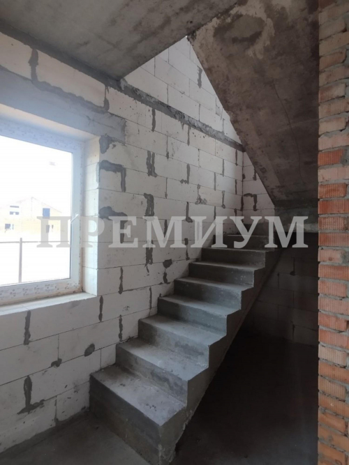 Продажа дома 7-я линия, 90