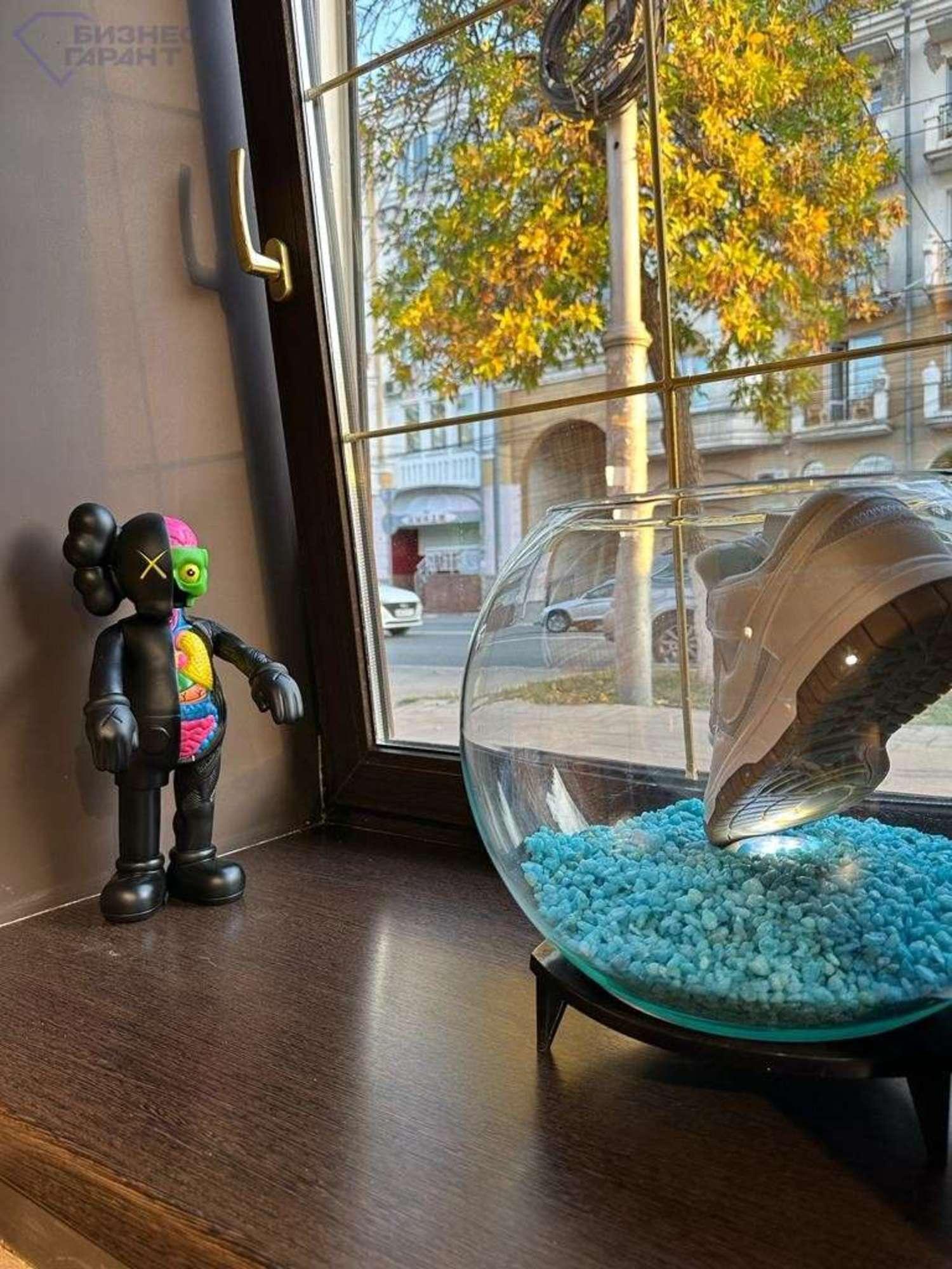 Купить помещение свободного назначения за 8 900 000 рублей на Льва Толстого улица, 38