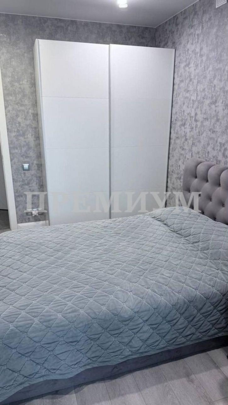 4-комн квартира Веры Ершовой улица, 20к2