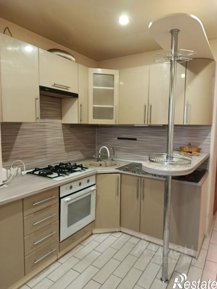 2-комн квартира улица 8 Марта, 33,  д. 33