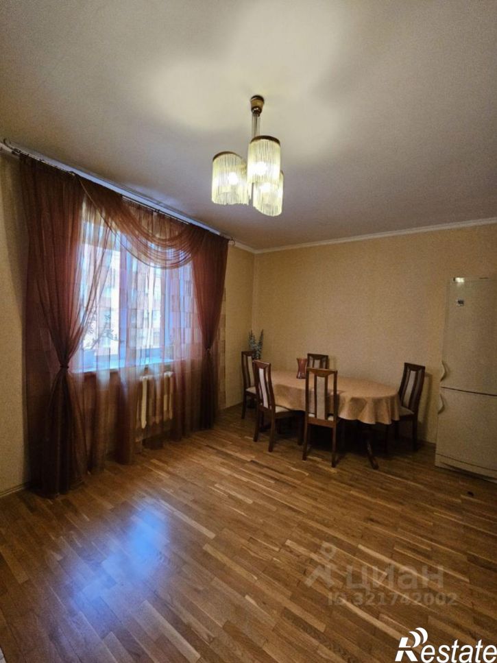 3-комн квартира улица Братьев Коростелёвых, 19,  д. 19