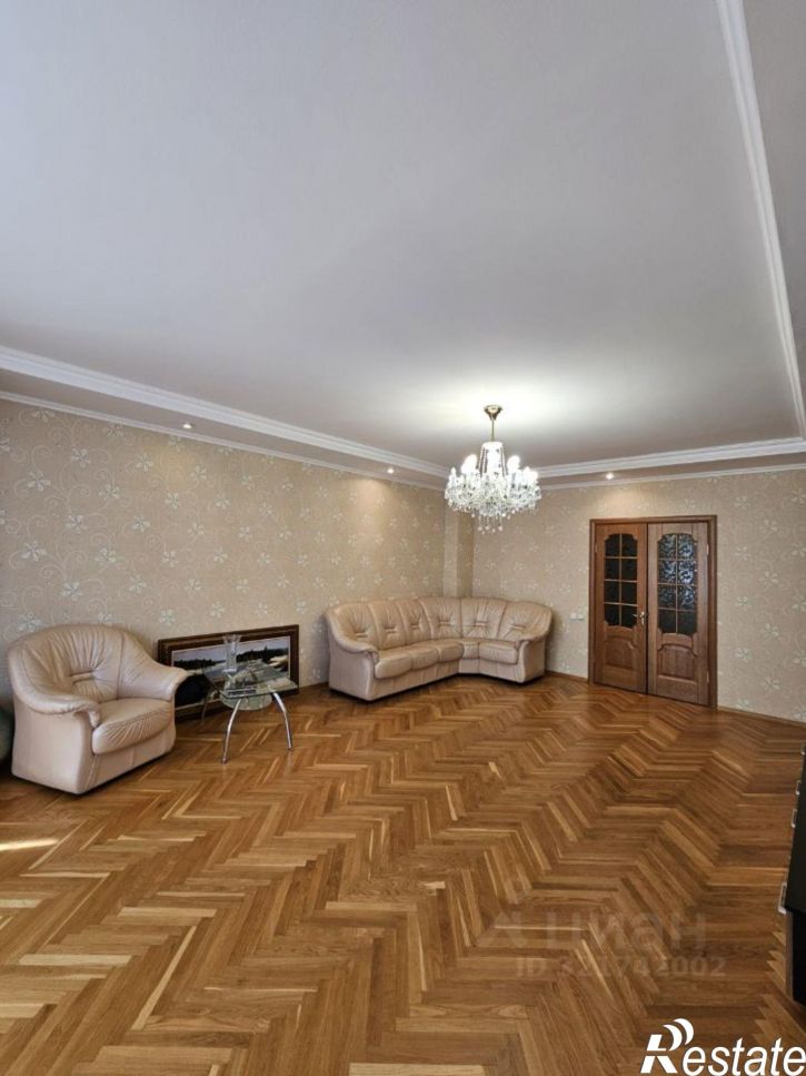 3-комн квартира улица Братьев Коростелёвых, 19,  д. 19