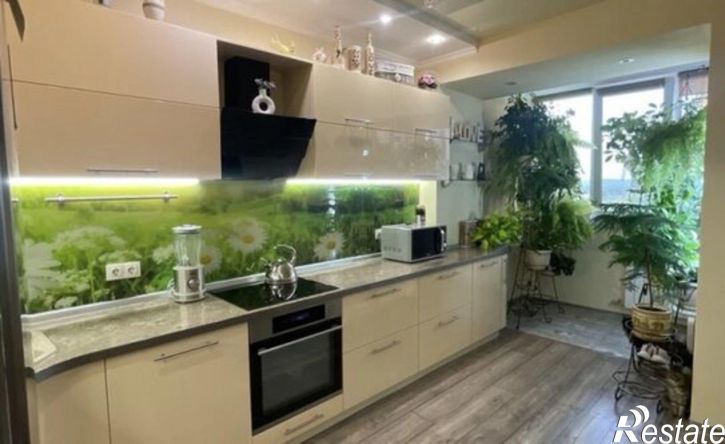 2-комн квартира 5-я просека, 125,  д. 125