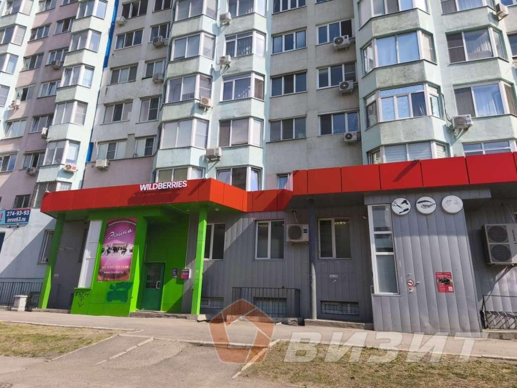 Купить торговое помещение за 18 000 000 рублей на Молодежная улица, 8Б
