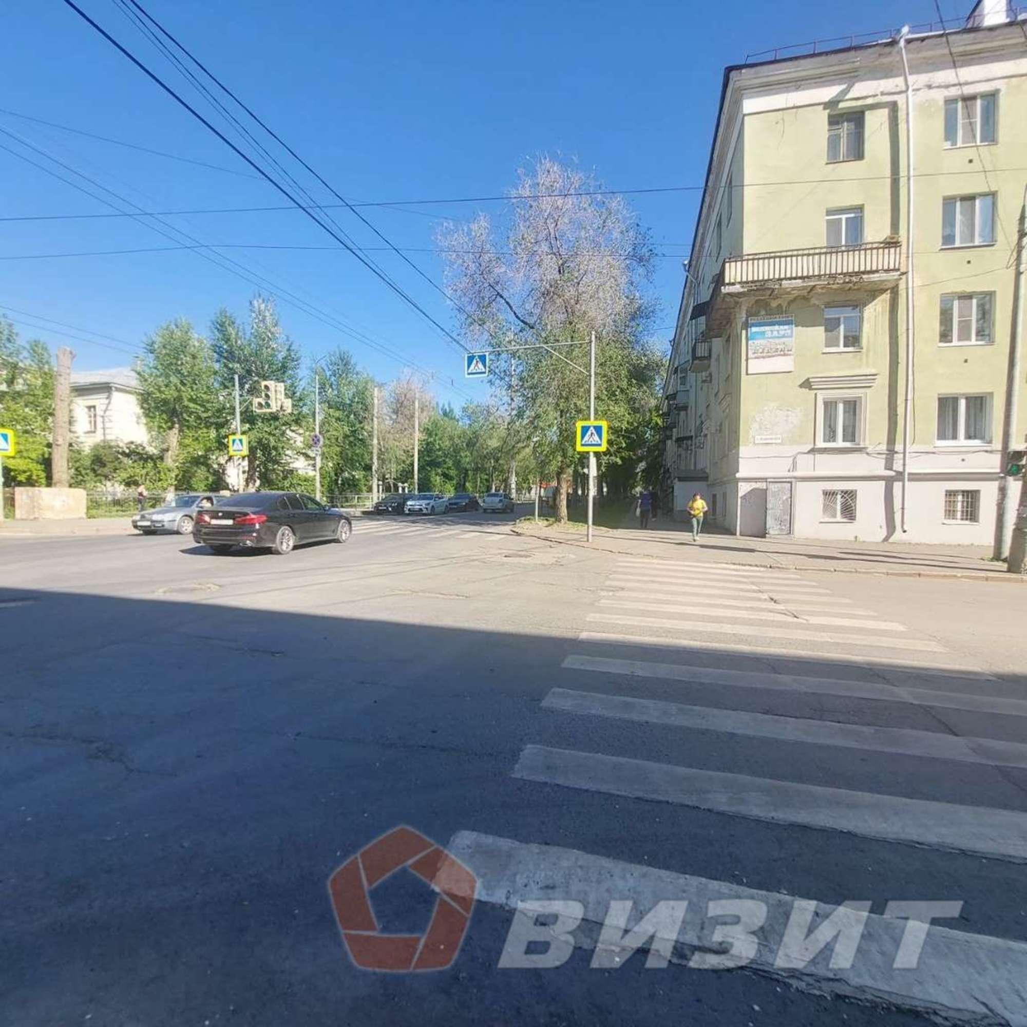 Купить торговое помещение за 60 000 000 рублей на Масленникова проспект, 24