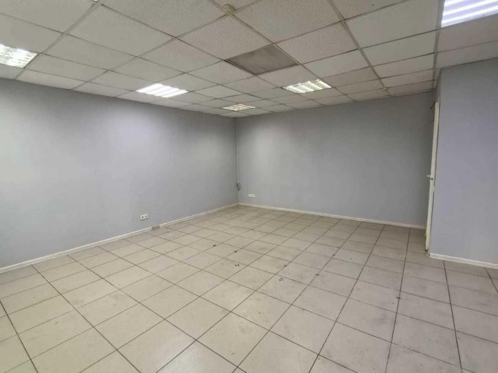 Торговое помещение Металлургов проспект, 15