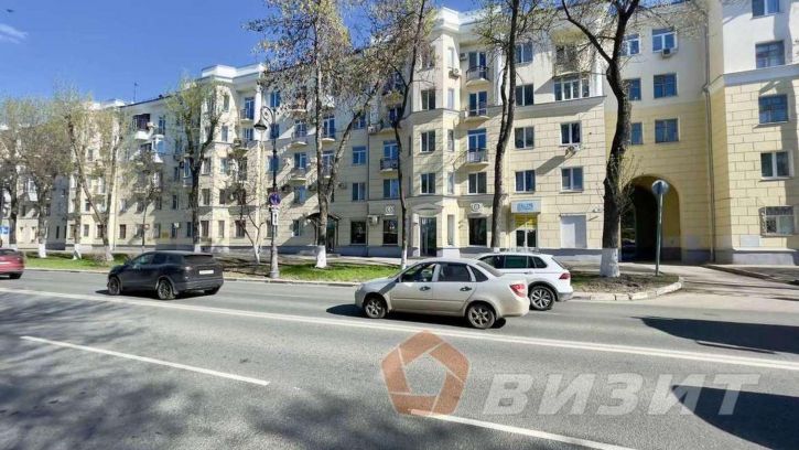 Торговое помещение Волжский проспект, 39