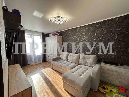 Продажа 1-комн квартиры Виталия Жалнина улица, 4