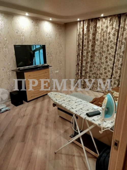 Продажа 1-комн квартиры Виталия Жалнина улица, 19