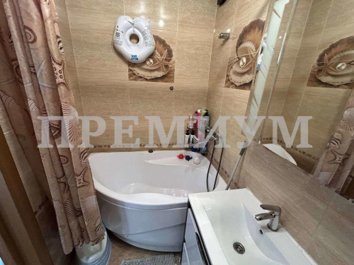 Продажа 1-комн квартиры Виталия Жалнина улица, 4