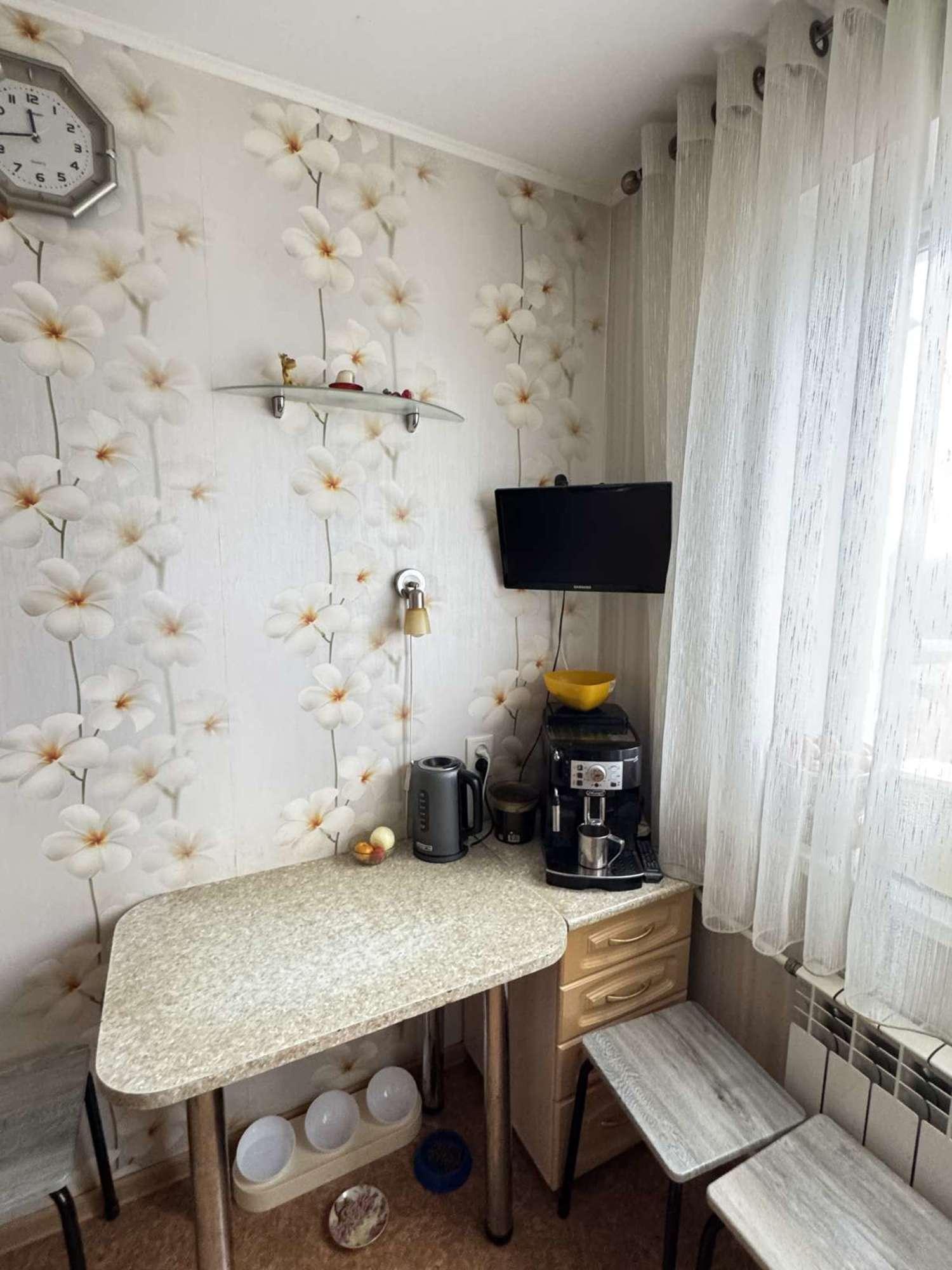 Продажа 2-комн квартиры Московское шоссе 18-й километр, 14