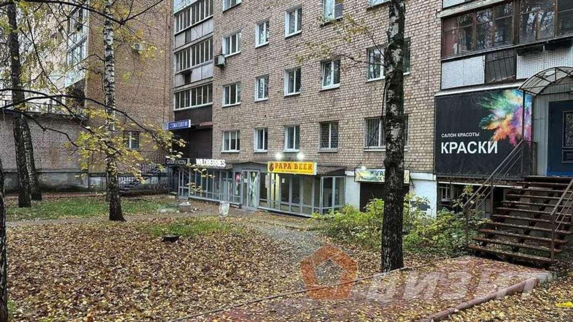 Купить торговое помещение за 17 000 000 рублей на Кирова проспект, 224