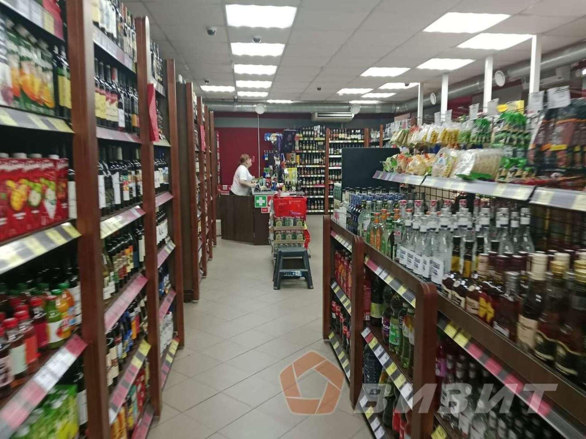 Купить торговое помещение за 10 000 000 рублей на Свободы улица, 20