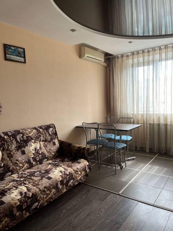 3-комн квартира Советской Армии улица, 235