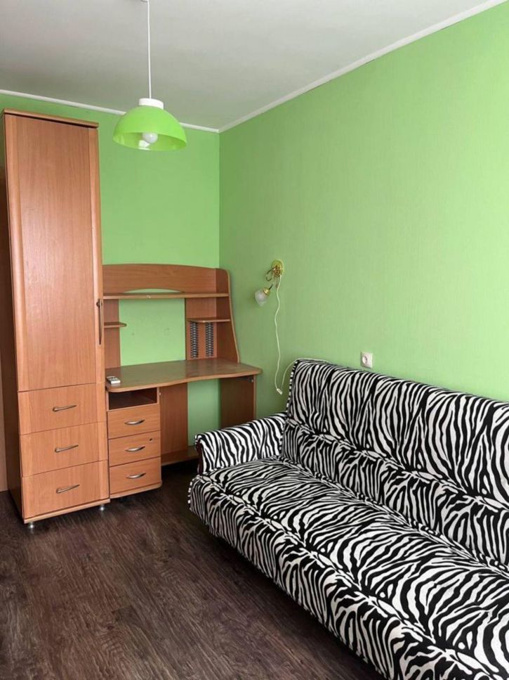 3-комн квартира Советской Армии улица, 235