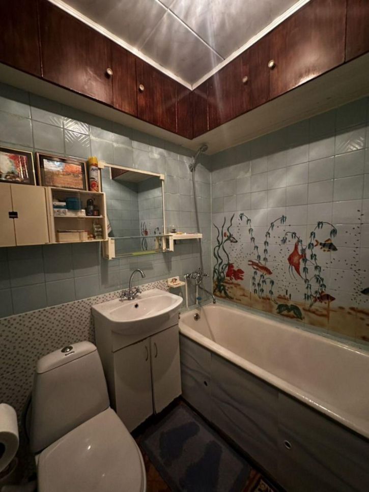 3-комн квартира Авроры улица, 108