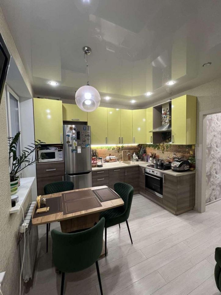 2-комн квартира Аэродромная улица, 98б