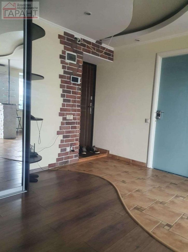 2-комн квартира Полевая улица, 9