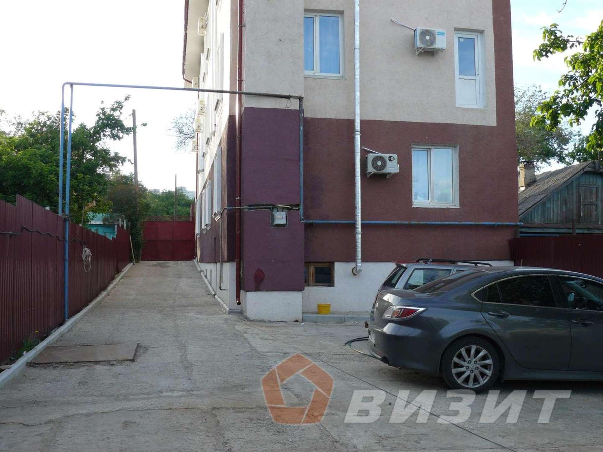 Купить помещение свободного назначения за 43 000 000 рублей на Промышленности улица, 181