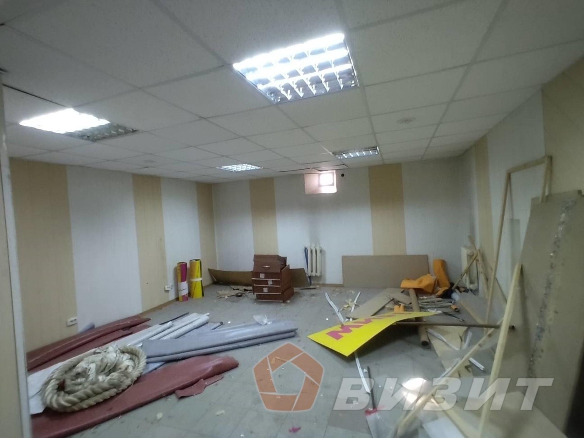 Купить офис, помещение под офис за 5 000 000 рублей на Ленинская улица, 206