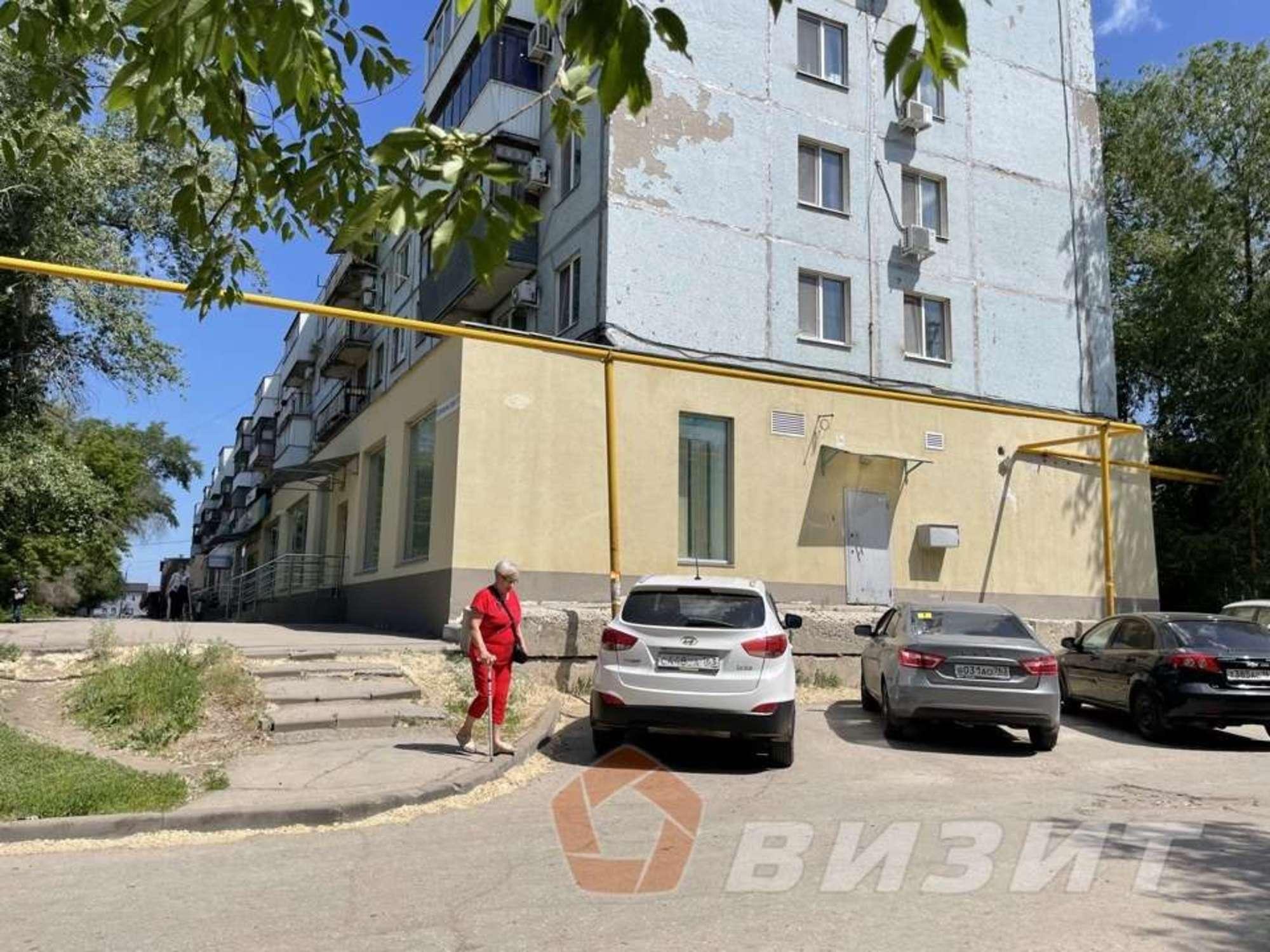 Сдать торговое помещение за 141 000 рублей на Пугачевский тракт, 61