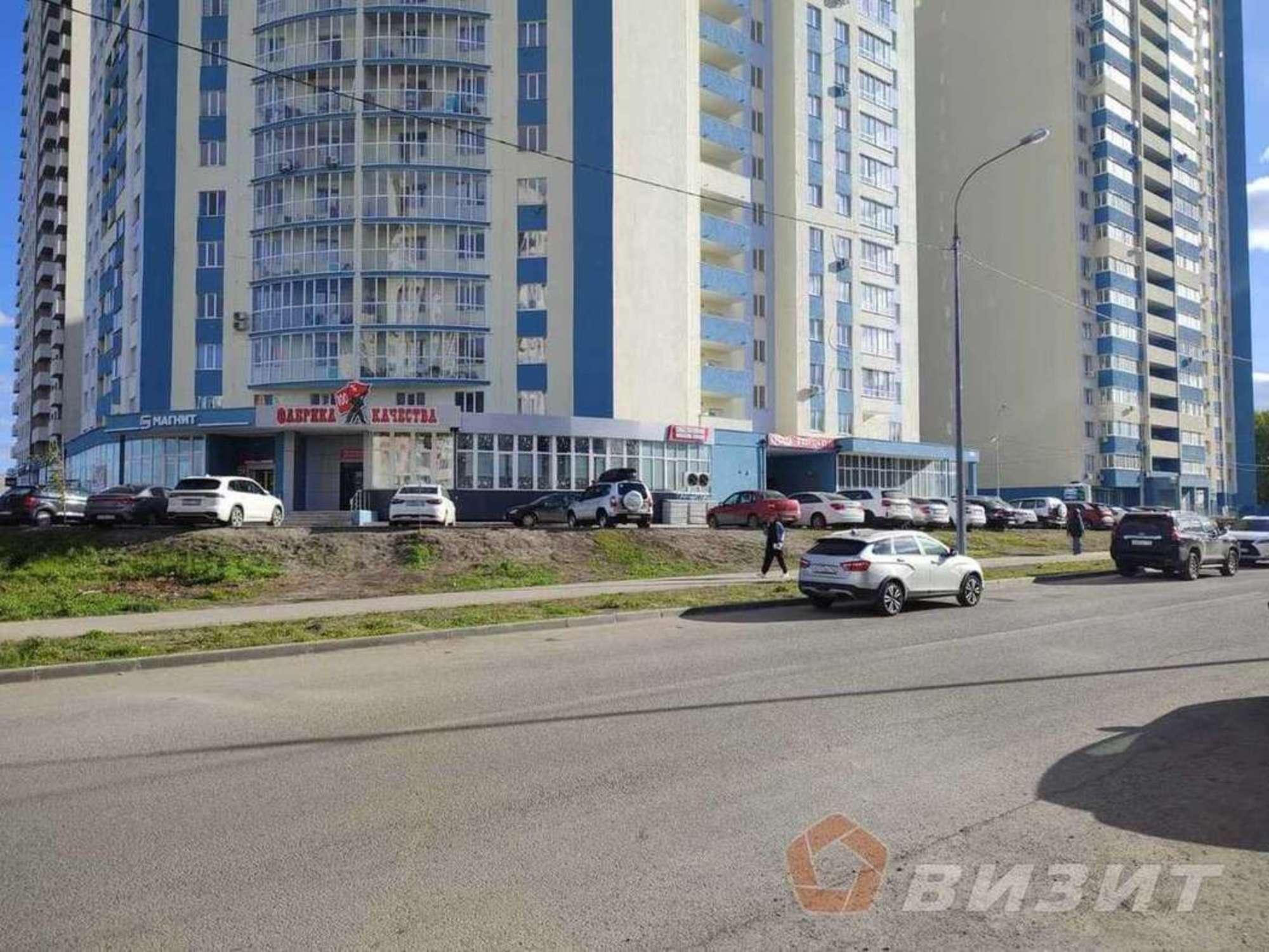 Сдать торговое помещение за 211 200 рублей на Осетинская улица, 19