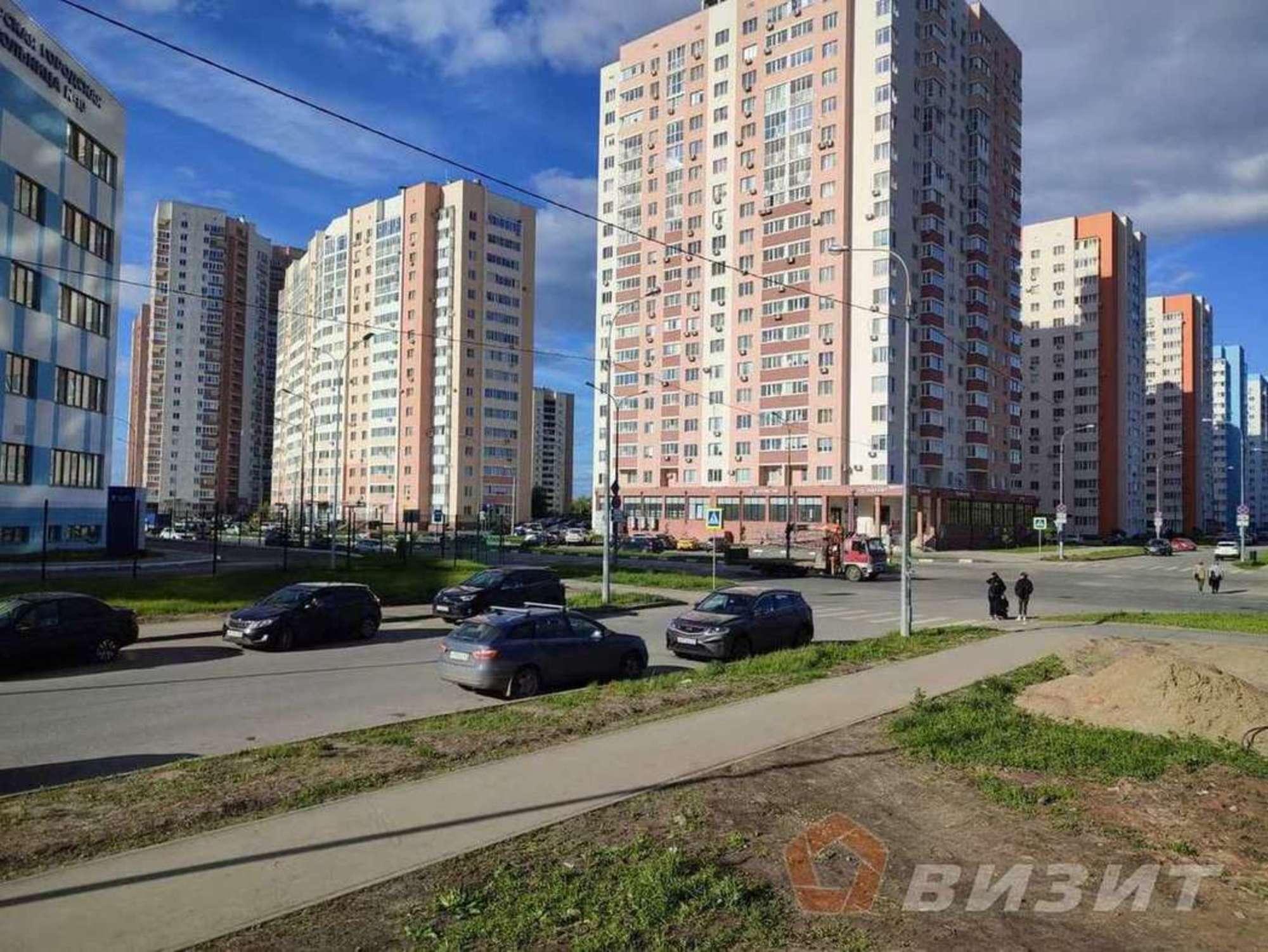 Сдать торговое помещение за 211 200 рублей на Осетинская улица, 19