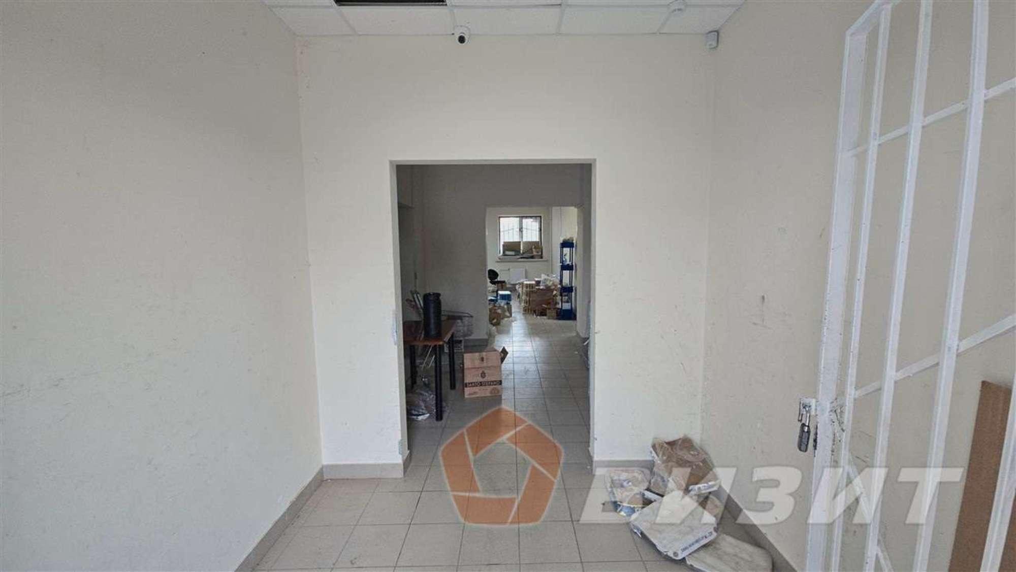 Сдать торговое помещение за 117 000 рублей на Осетинская улица, 4