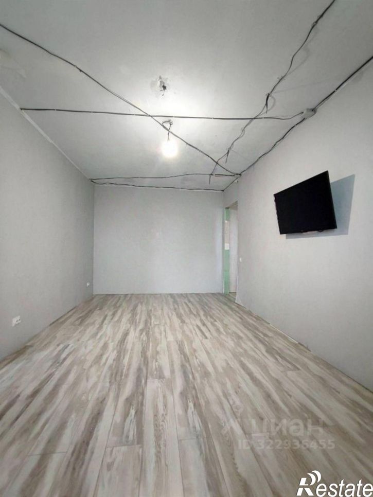 3-комн квартира улица Волгина, 111,  д. 111