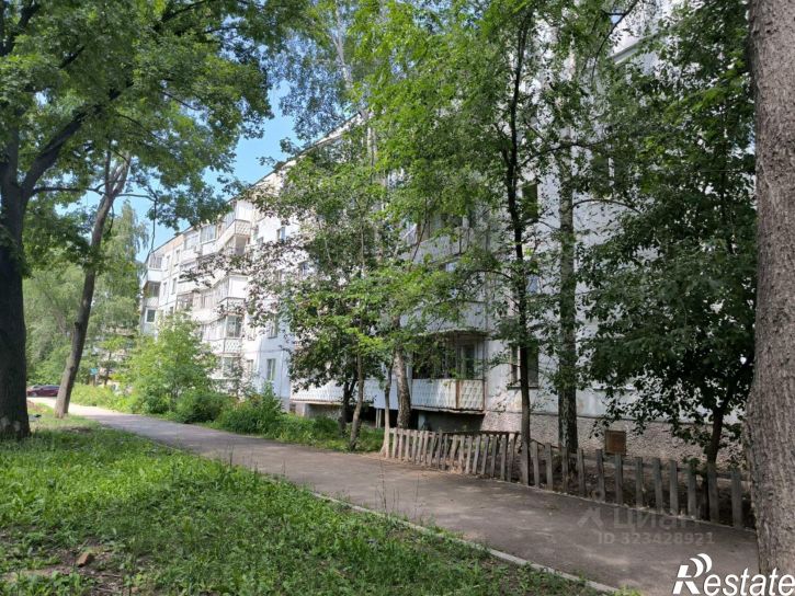 2-комн квартира ул Сергея Лазо, 42,  д. 42