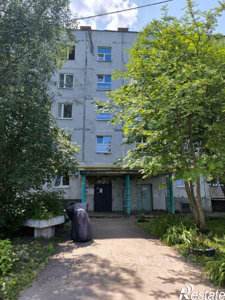 2-комн квартира ул Сергея Лазо, 42,  д. 42