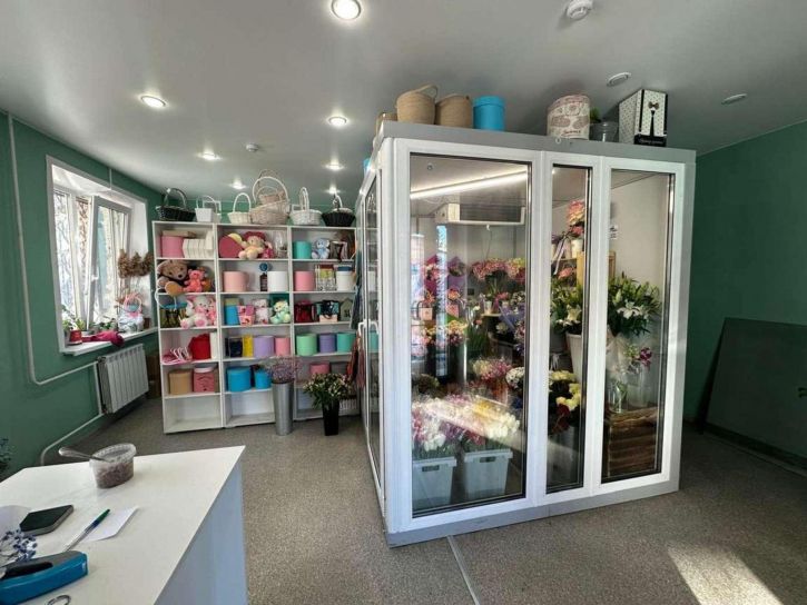 Торговое помещение Свободы улица, 3